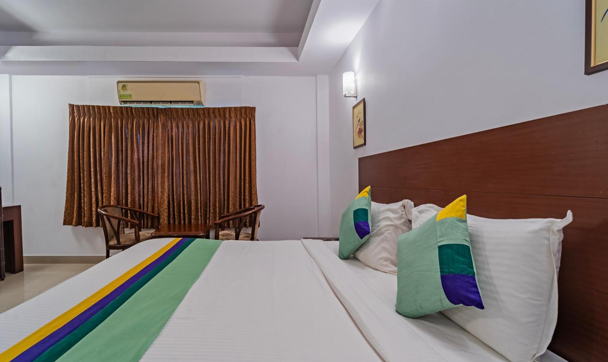 Treebo Central Thrissur Extérieur photo